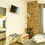 Aia 2*