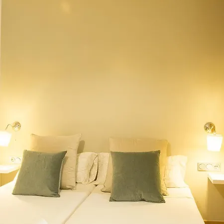 בית הארחה Aia 2*